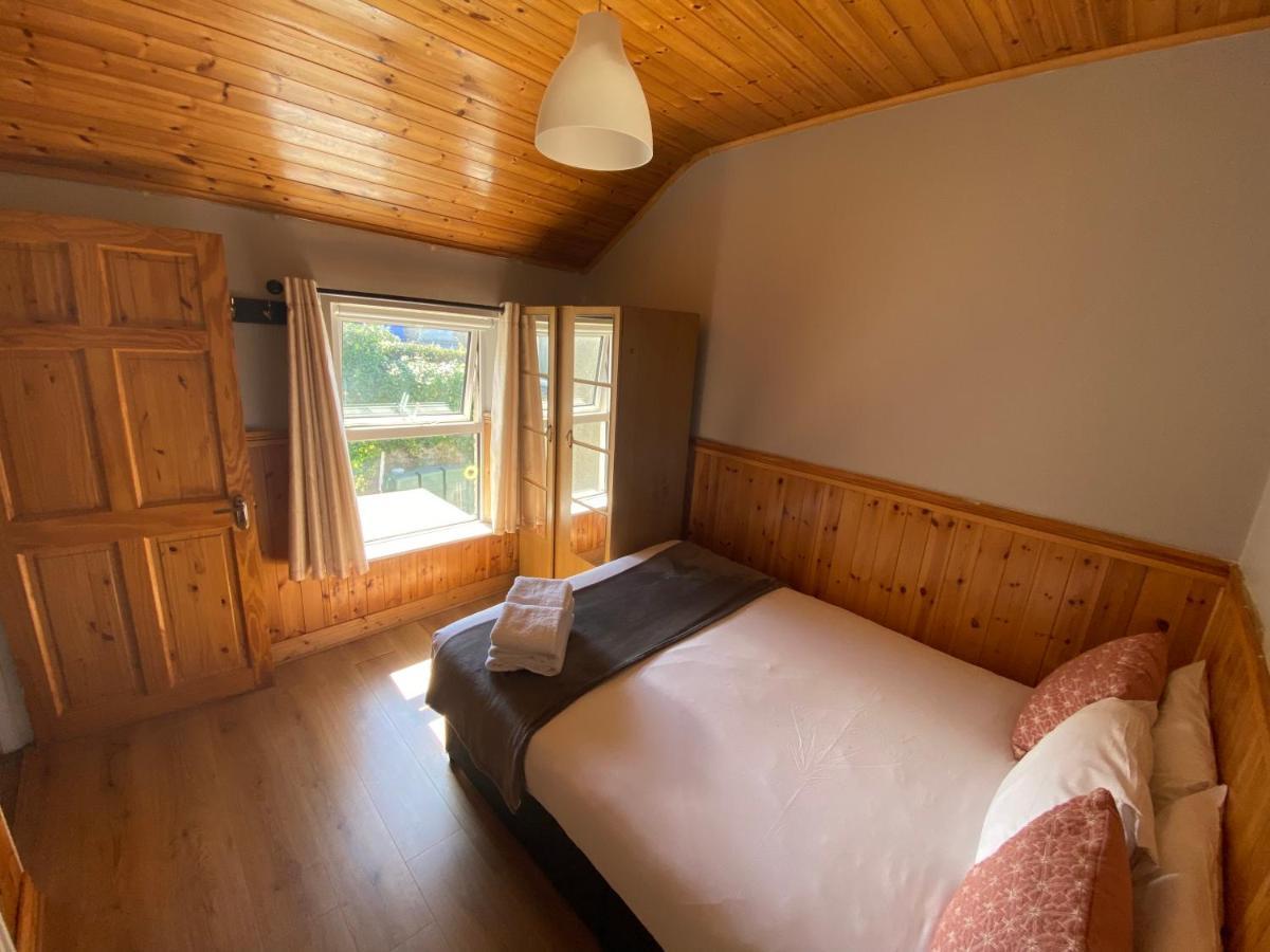 Cosy City Centre Guest Room Shared Home Galway Exteriör bild